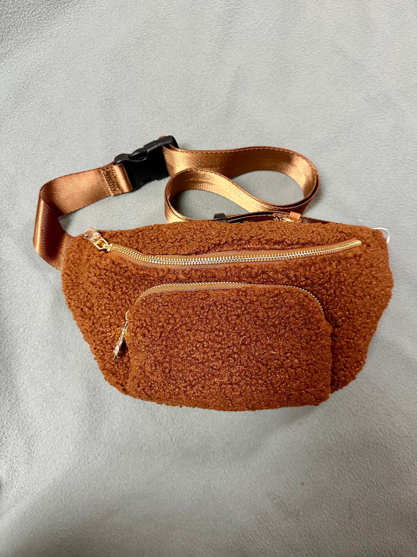 Sherpa belt bag- brown