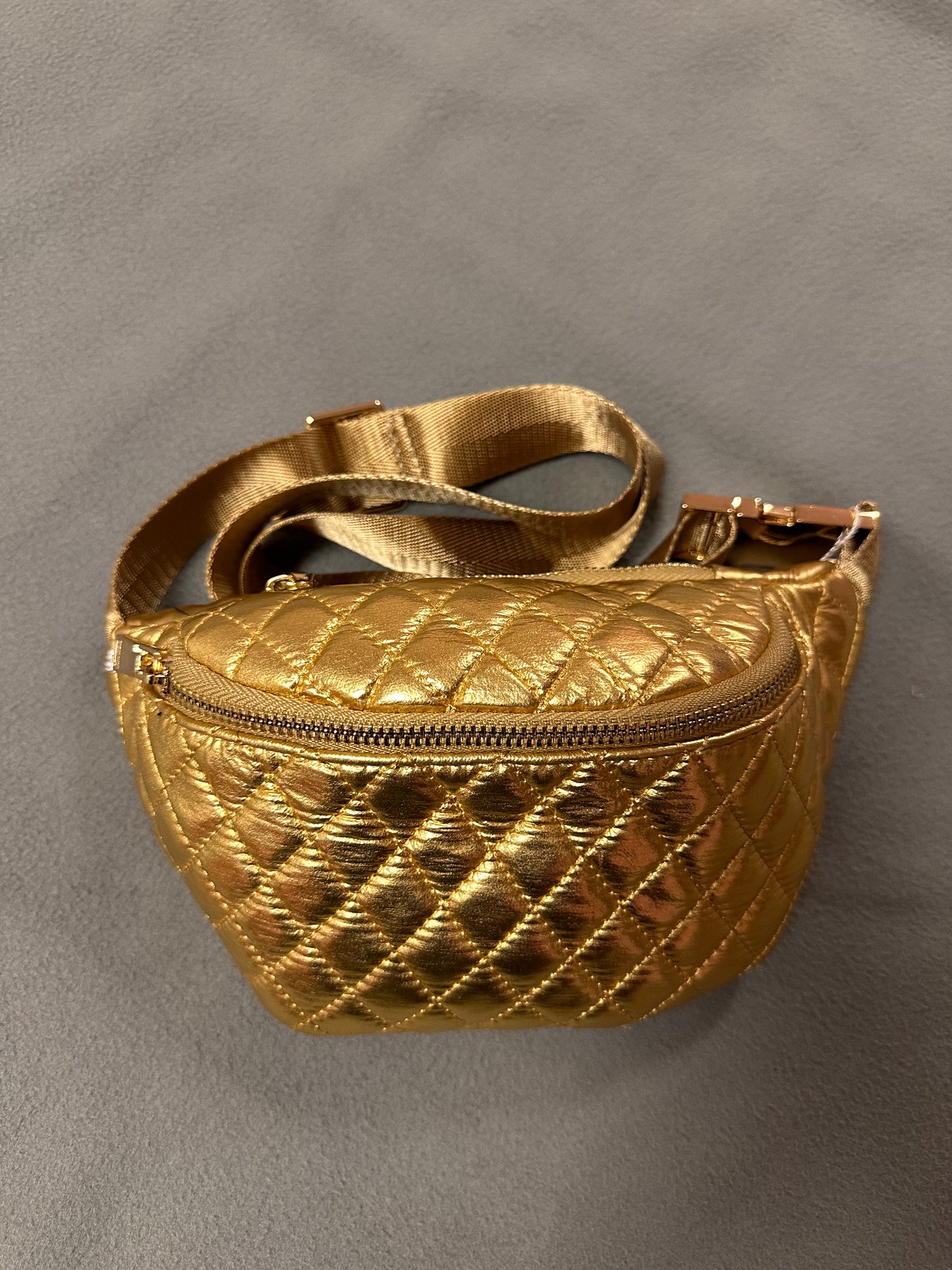 Shiny gold belt bag